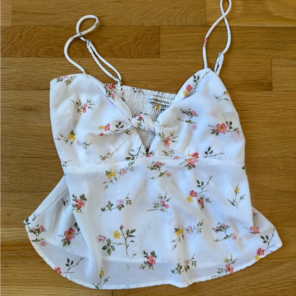 Abercrombie & Fitch Floral Top - Picture 1 of 4